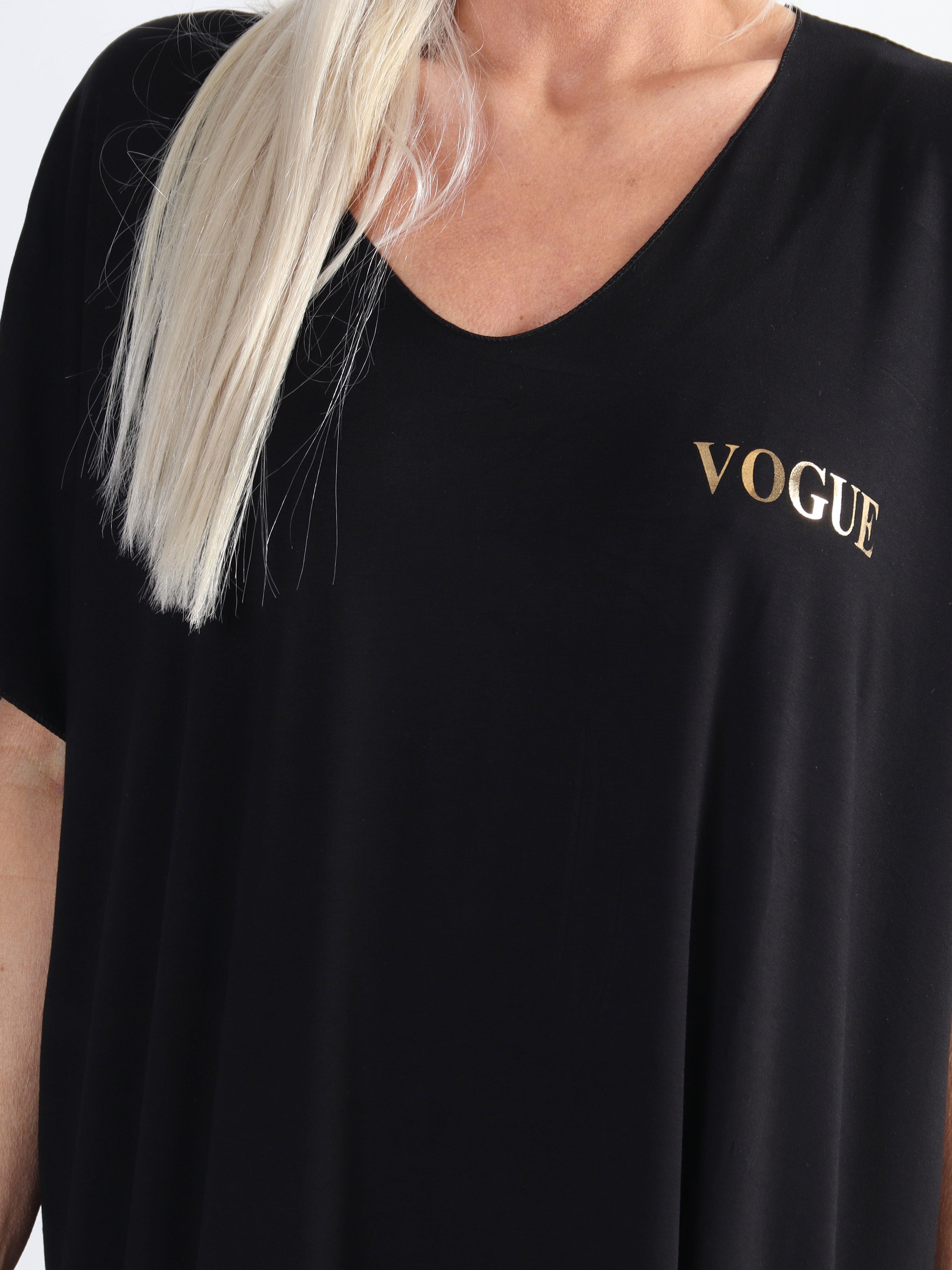 Ellen - Plus size t-shirtkjole i viskose med guldskrift